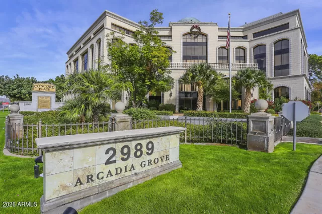 MLS: 6969894 Condo For Sale