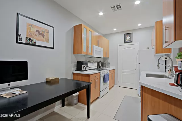 MLS: 6970029 Condo For Sale