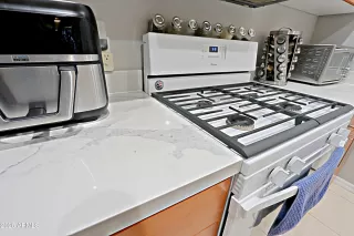 Photo #4: 6970029 Listing 