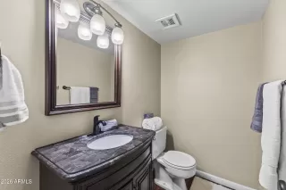 Photo #5: 6970071 Listing