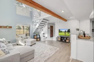 Photo #2: 6970072 Listing 