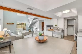 Photo #6: 6970072 Listing 