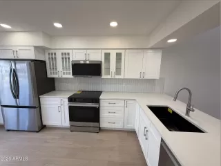 Photo #2: 6970076 Listing 