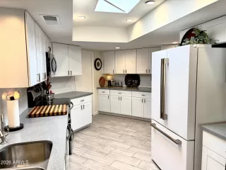 Photo #3: 6970195 Listing 