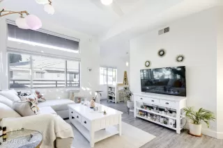 Photo #6: 6970228 Listing 