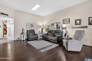 Photo #3: 6970375 Listing