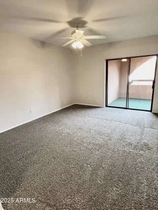 Photo #6: 6970460 Listing 