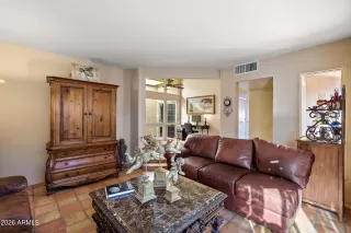 Photo #3: 6970465 Listing 