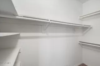 Photo #6: 6970511 Listing 