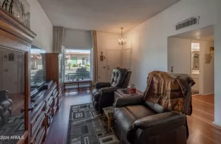 Photo #5: 6970671 Listing 