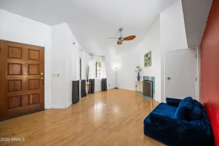 Photo #6: 6970867 Listing 