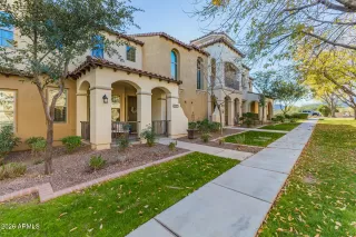 Photo #5: 6970902 Listing 