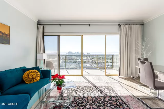 MLS: 6970927 Condo For Sale