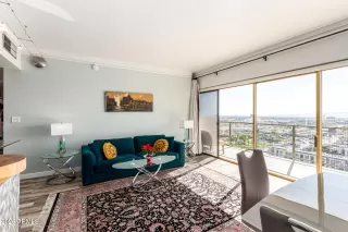 Photo #4: 6970927 Listing 