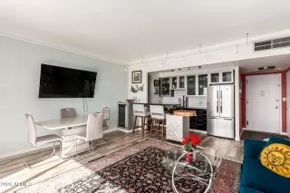 Photo #5: 6970927 Listing 