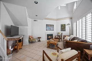 Photo #4: 6970935 Listing 