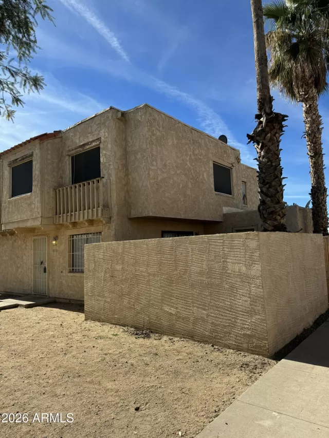 MLS: 6971052 Condo For Sale