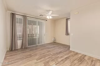 Photo #5: 6971273 Listing 