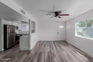 Photo #2: 6971285 Listing 