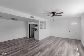 Photo #5: 6971285 Listing 