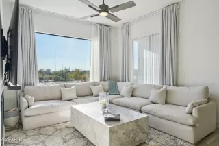 Photo #1: 6971640 Listing 