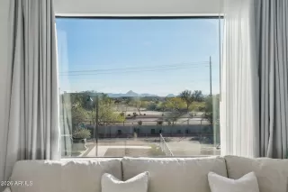 Photo #3: 6971640 Listing 