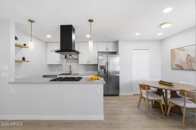 MLS: 6971794 Condo For Sale