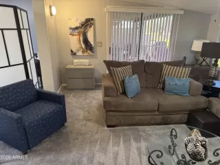 Photo #4: 6971809 Listing 