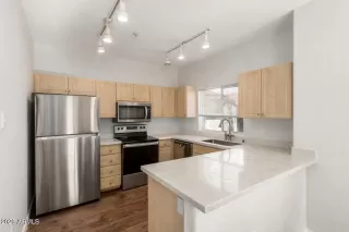 Photo #4: 6971908 Listing 