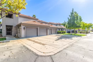 Photo #5: 6971908 Listing 