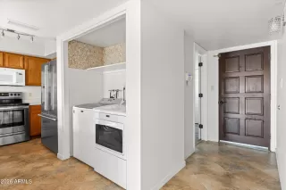 Photo #3: 6971918 Listing