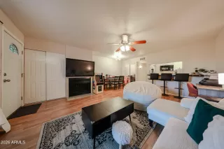 Photo #6: 6971973 Listing