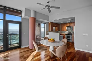 Photo #6: 6971974 Listing 