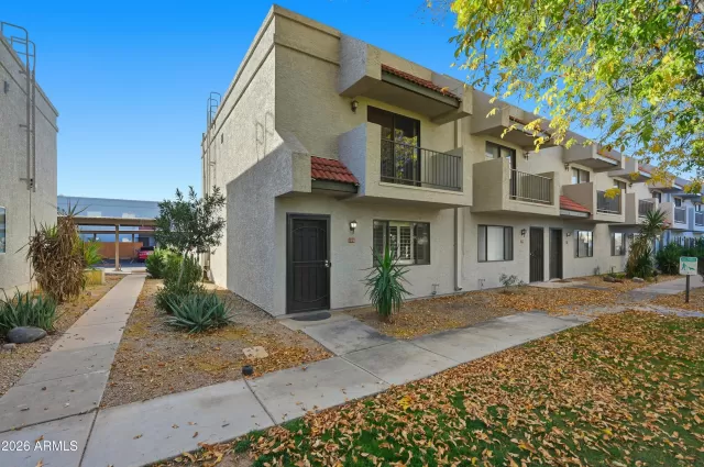 MLS: 6972010 Condo For Sale