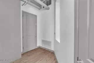 Photo #2: 6972017 Listing