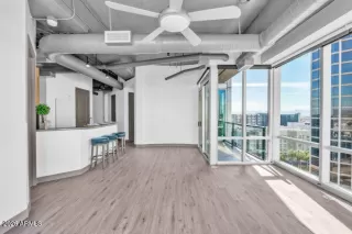 Photo #4: 6972017 Listing