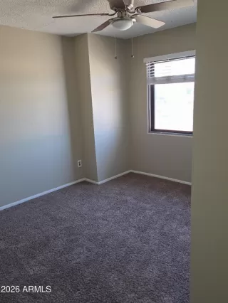 Photo #5: 6972066 Listing