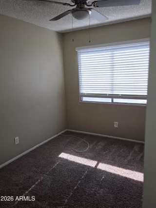 Photo #6: 6972066 Listing