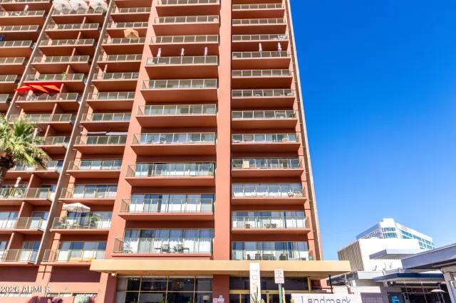 MLS: 6972144 Condo For Sale