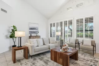 Photo #2: 6972172 Listing