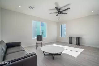 Photo #2: 6972213 Listing