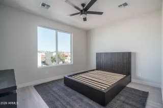 Photo #5: 6972213 Listing