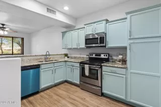 Photo #1: 6972214 Listing 