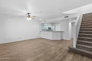 Photo #2: 6972214 Listing 