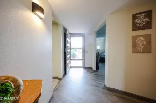 Photo #3: 6972293 Listing 