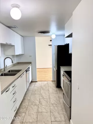 Photo #4: 6972306 Listing 