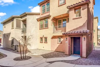 Photo #1: 6972359 Listing