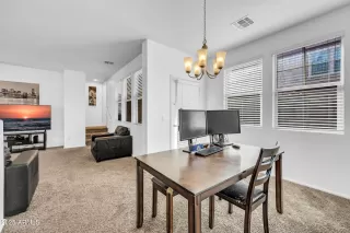 Photo #4: 6972359 Listing