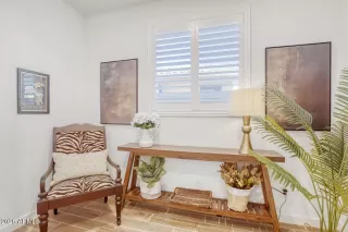 Photo #5: 6972419 Listing 