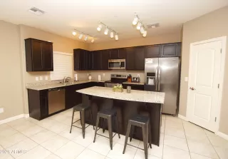 Photo #5: 6972471 Listing